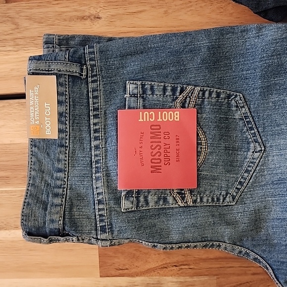 TWO PAIRS NWT Womens Mossimo Bootcut Jeans - Size 9 Long - Picture 3 of 7